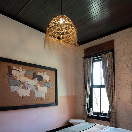 Beard And Lady Inn Chester Экстерьер фото